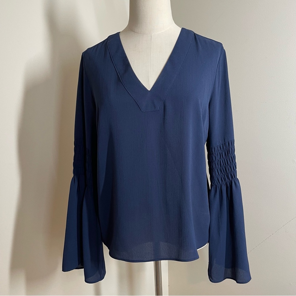 Michael Michael Kors Navy Blue -SZ S- Bell Sleeve V Neck Ling Sleeve Blouse